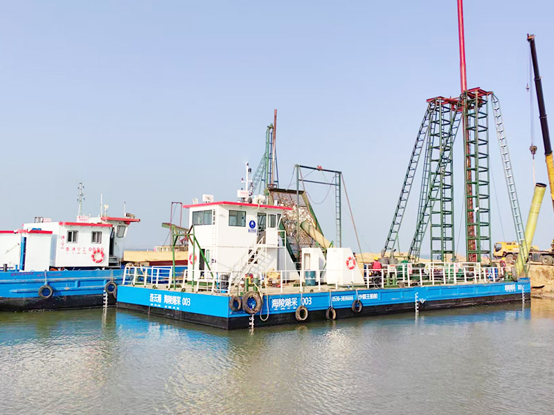 抽沙船現(xiàn)場(chǎng)案例